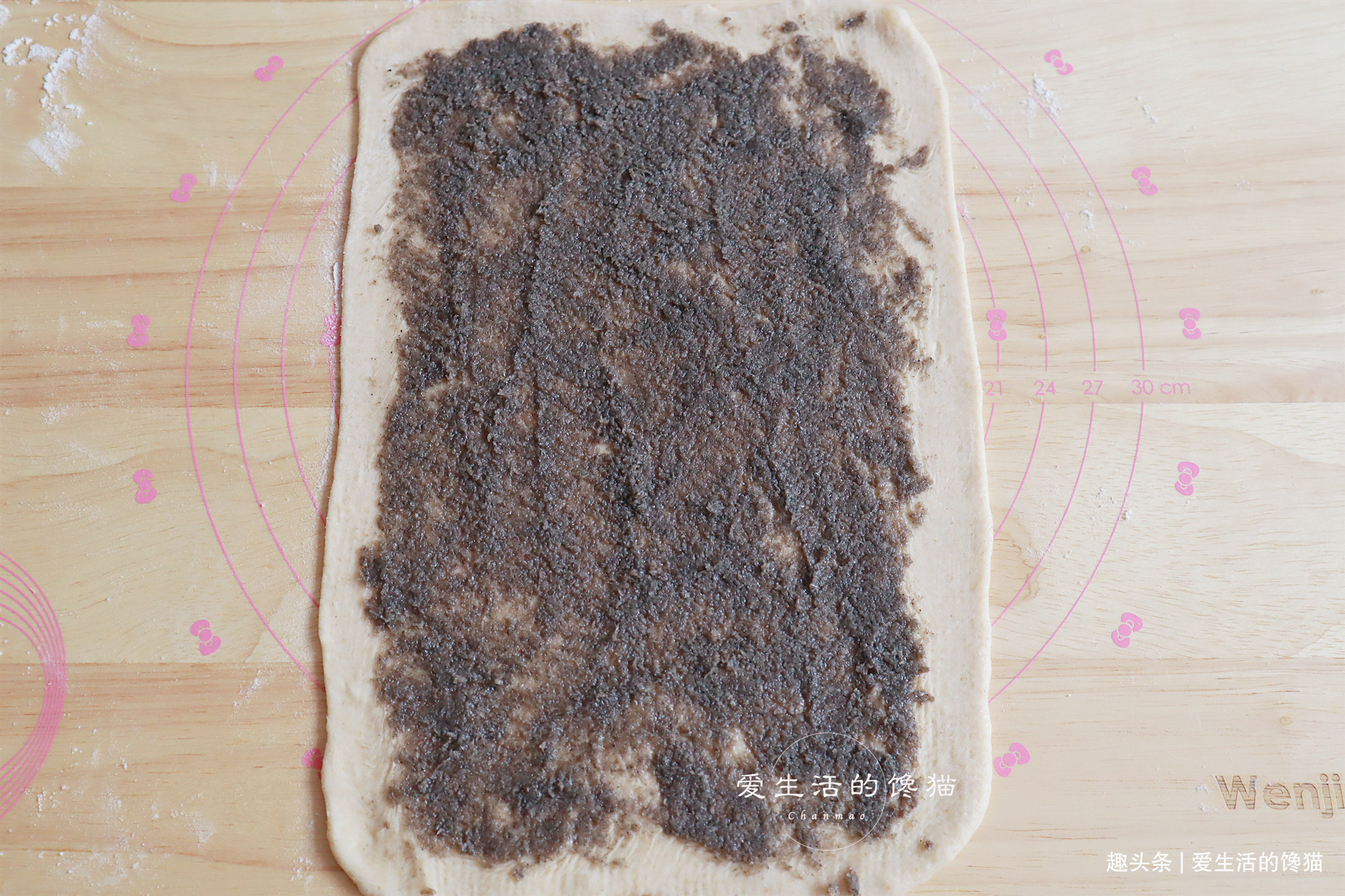 芝麻酱面包卷，柔软拉丝，超好吃，做法简单，小白也一次成功