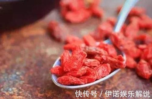 枸杞泡水|枸杞泡水喝时,一定不要犯此些错误,多数人不清楚,喝了相当白喝