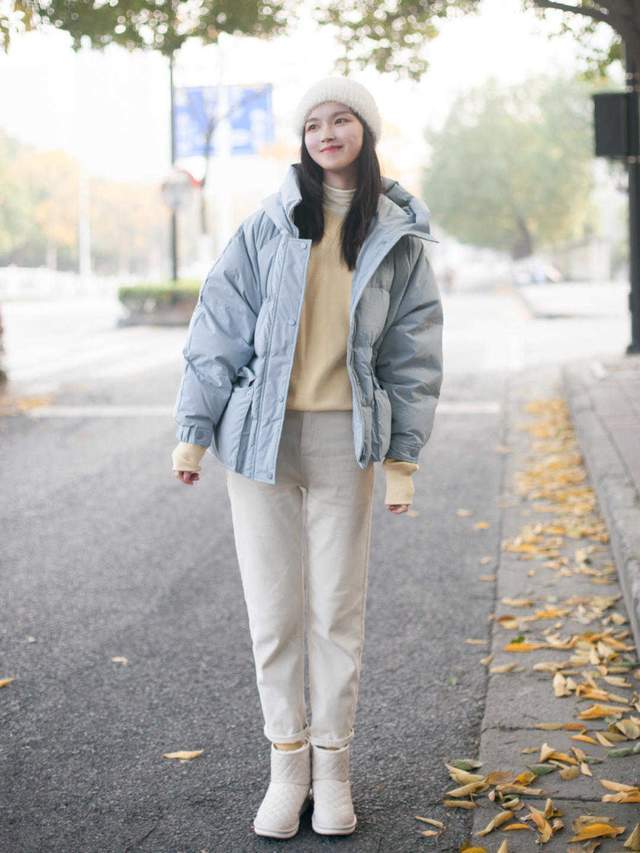 搭配|冬季羽绒服就该这样穿,不露脖子也不露腿,既实用又保暖,超好看