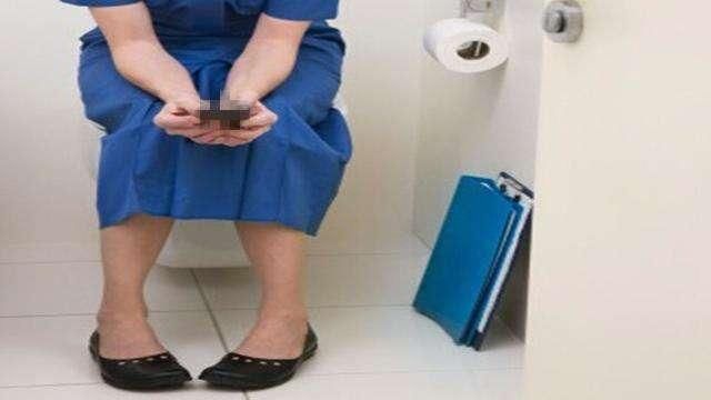 想知道自己有没有肠癌,摸摸身体这里或许可以判断,希望你及时发现