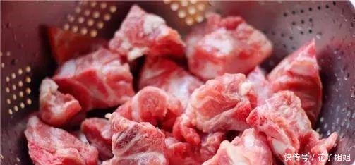 3道电饭煲版懒人焖饭，饭菜一锅出，满嘴喷香，美味省心~！