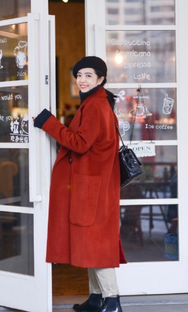 三木 论大衣穿搭我只服三木，这些搭配简洁利落又高级，优雅大气