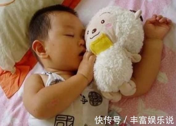 长高|这3种食物睡前别让孩子吃,积食不说,还影响智力发育、长不高