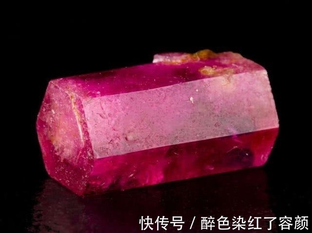 红柱石 7种可能一辈子都无法拥有的珍贵宝石