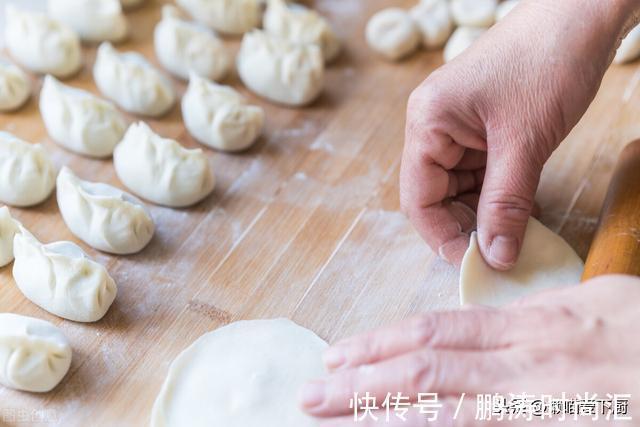 区别|“麦芯粉”和普通面粉有啥区别？做饺子该用哪种面粉？涨知识了