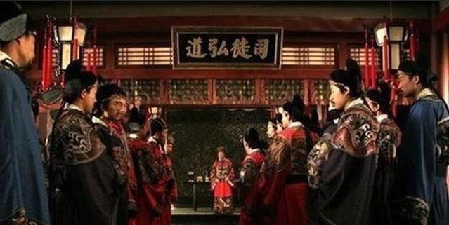 |搞笑动画小时候玩荧光纸差点把自己“送走”!