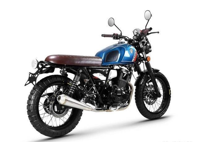 2019新款电喷国四阿瑞斯250复古咖啡摩托车据说是出口欧洲的