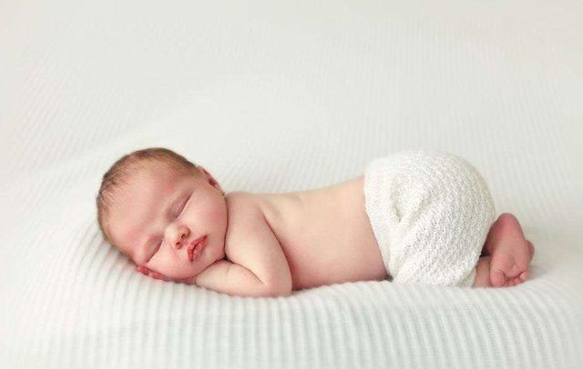 母乳|想要宝宝不生病远离40个育儿误区，然而9成宝妈都在犯！