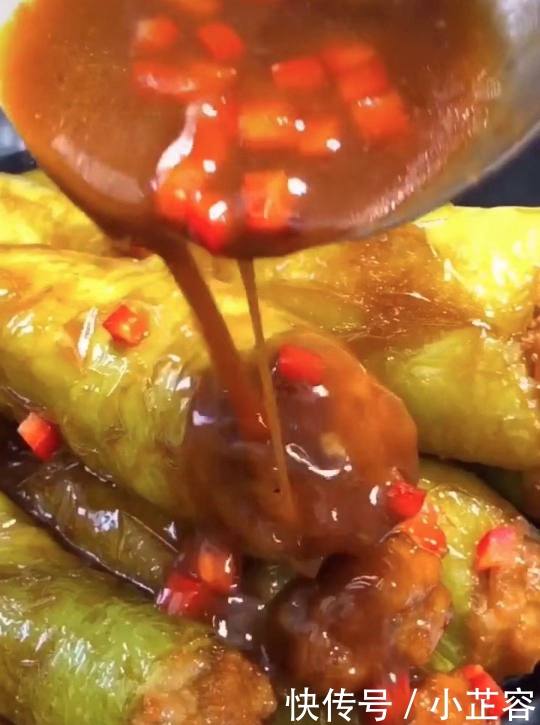 虎皮青椒酿肉,做法简单又快速,美味又解馋,闻着实在太香啦~