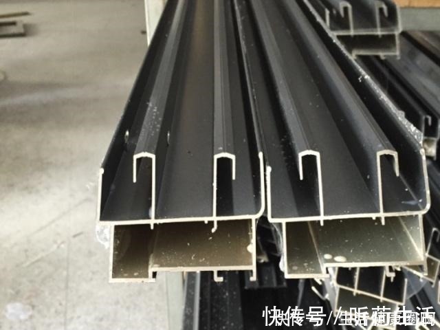 封窗|封窗是选铝合金还是断桥铝窗户里面的讲究,让老师傅来说给你听!