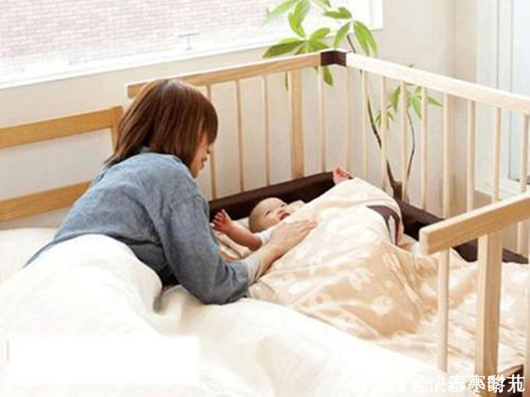 奶粉|“宁愿给孩子喝奶粉”闺蜜送来20袋母乳,宝妈笑着收下却转手扔掉