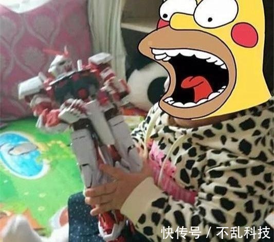 错误|孩子玩坏儿天价手办,家长实力护娃拒绝赔偿:你就想讹钱