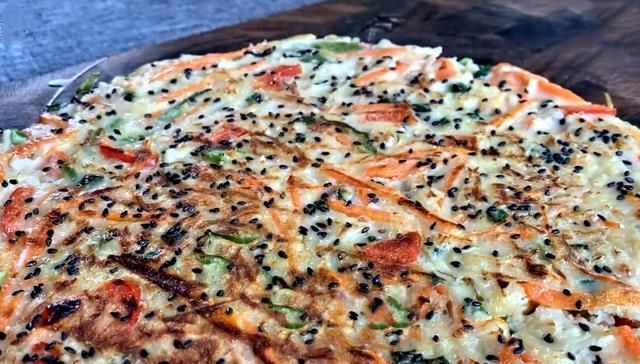 春天,金针菇别再煲汤了,教你新吃法,做成面食,暄软劲道,真香