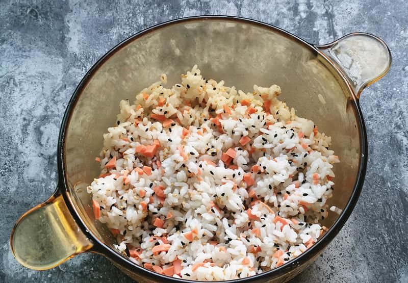 酥脆|剩米饭做的这饼,既是主食也是零食,焦香酥脆,吃起来停不下来!