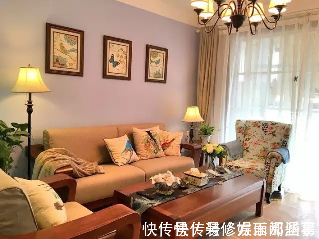 餐厅|106平现代风三居室,横木吊顶的走廊将休闲的乡村风味带到室内