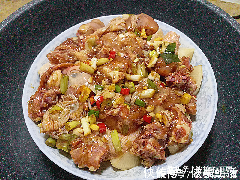 猪牛|猪牛羊肉都靠边站，天冷最该吃此肉，更滋补，16元就能买1只