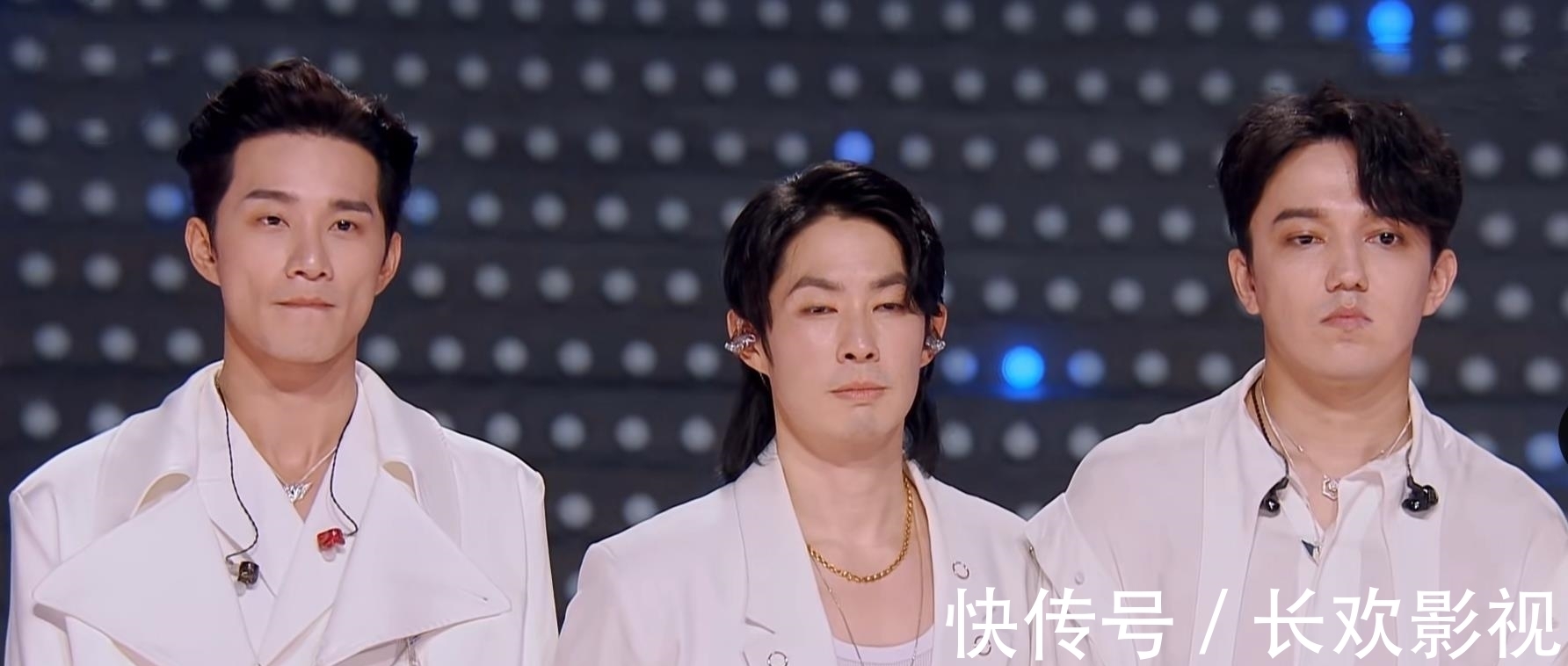 《追光吧》吴建豪队内六人排名，尚九熙38票第五，第一名获得满分