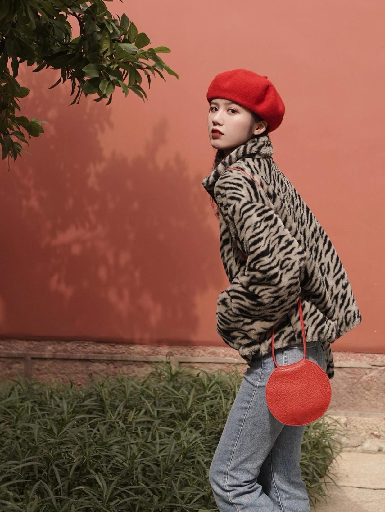 穿搭|想要穿出独特个性?试试豹纹外套吧!扑面而来的野性美