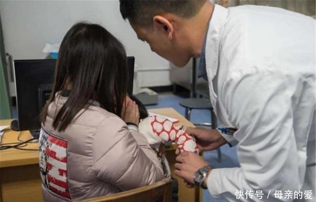 韭菜|3岁女儿误吞水银,宝妈抱起孩子送医,却被奶奶阻拦:先吃完韭菜
