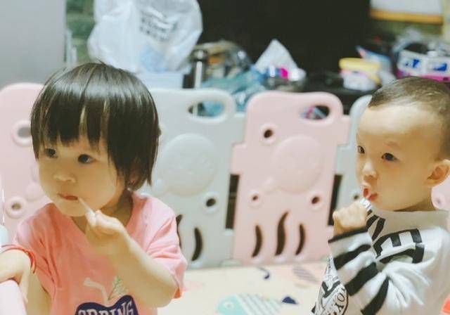 关键期|宝宝的语言发展有“阶段性”,把握好这三个关键期,帮宝宝早发声