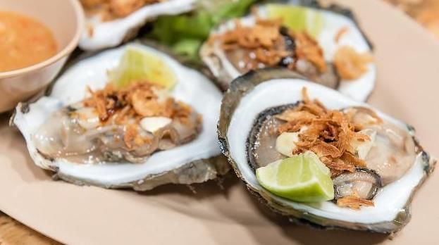 低脂肪|生蚝营养丰富,高蛋白低脂肪,今天教你清蒸生蚝的做法