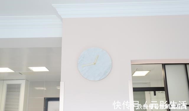 一居室|看腻了北欧风,43㎡一居室靠超美配色做到了优雅高级!