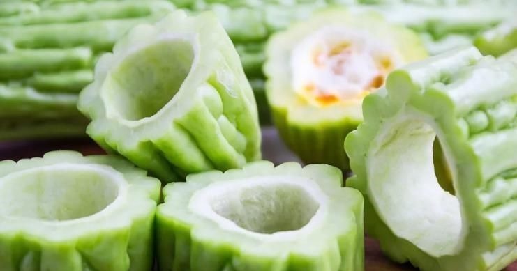 绿豆|苦瓜配绿豆,不出三天,头晕手麻消,颈椎病肩周炎,也慢慢消失了