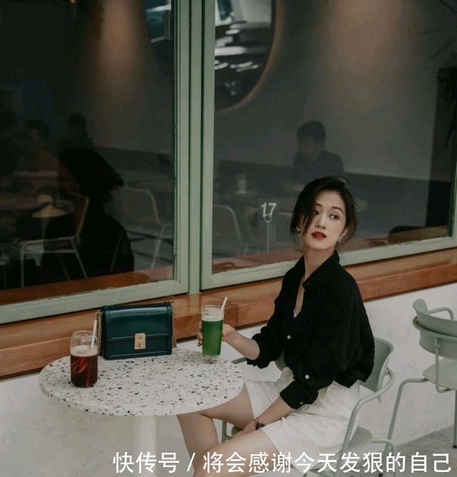 t恤|用精致的穿搭邂逅盛夏,温柔婉约的搭配,释放自身的魅力