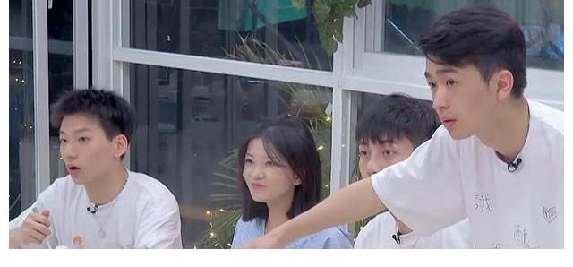 機(jī)智的戀愛(ài)：女4男5迎來(lái)首次約會(huì)，汪靖宗線(xiàn)下表白，呂珊巧妙回應(yīng)