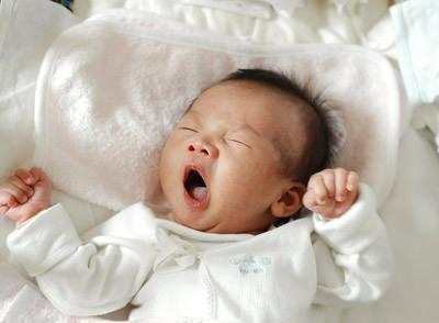 奶瓶|为了宝宝的健康,家里这3样东西,最好5个月换一次,宝妈别心疼钱