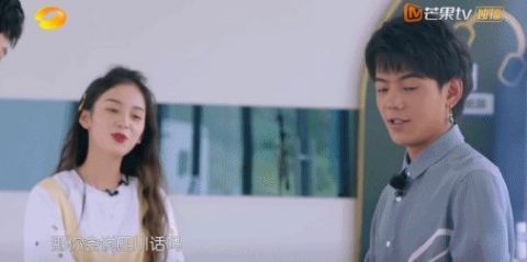 蘇有朋|中餐廳把黃曉明請來又不開撕，芒果臺轉(zhuǎn)性了？我看沒那么簡單