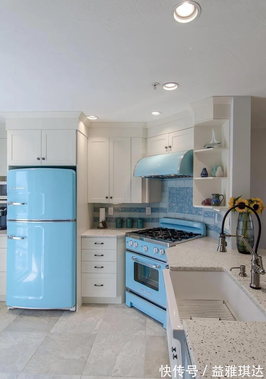 拉篮|厨房拐角位置很鸡肋那是你没用好，学习外国人做储藏室多一间房