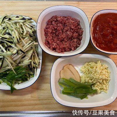 茄子面|邻居开店月入10万，竟然是全靠随意茄子面