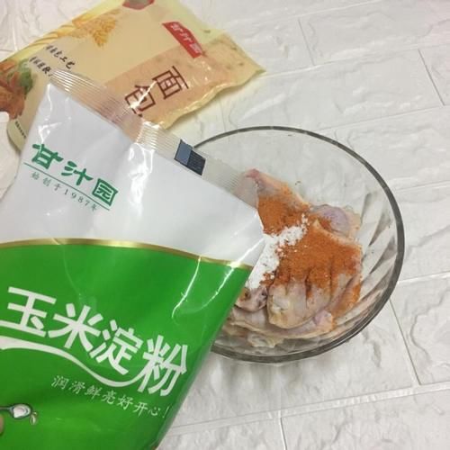 不加一滴油的脆皮鸡翅，孩子们的最爱，口口酥脆掉渣