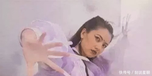 陈玄风@九阴白骨爪在射雕中是很菜的武功,怎么到了倚天屠龙记很牛了呢?