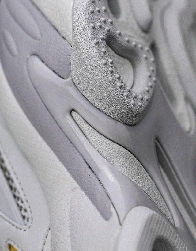 li 真不是因为国产才吹爆跋涉两千多公里只为早点穿上这双鞋