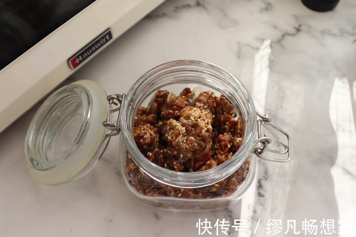 香甜|想吃琥珀核桃自己在家也能做，香甜酥脆，比买的好吃