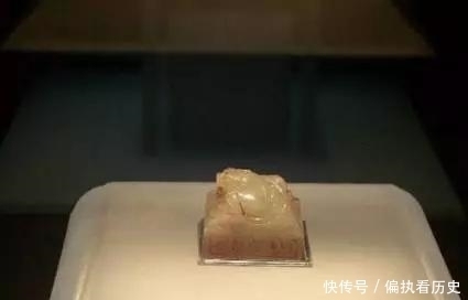 孔忠良|放学路上捡个宝,意外揭开一个女人和一个王朝的秘史