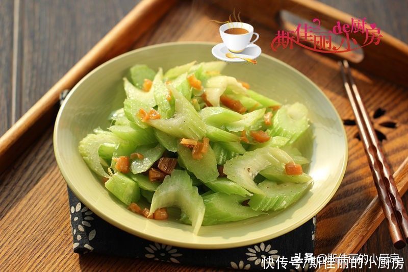 减赘肉|越吃越瘦的一道菜，五元钱炒一盘，晚餐坚持吃它，清肠刮油减赘肉