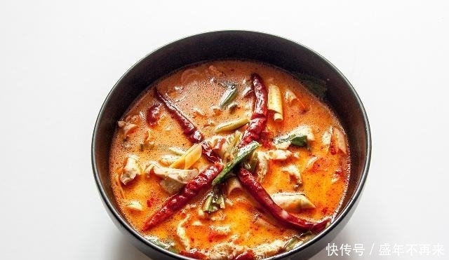 好转|甲状腺结节能“自愈”吗?避开3种食物,可能结节“悄悄好转”
