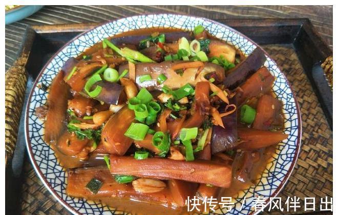 入味|茄子最下饭的做法，软烂入味，不炸不煎，5分钟就做好，超好吃
