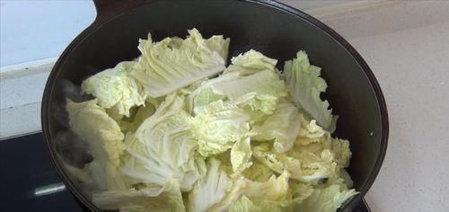  好吃|冬季不吃这菜太亏了，酸爽开胃，解腻又好吃，1块钱能炒一大盘