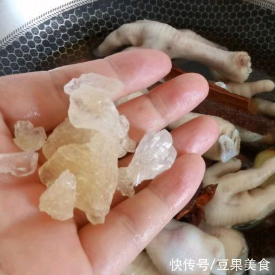 鸡爪|这道酱香卤鸡爪,一上桌就被哄抢一空