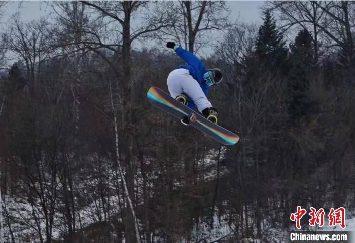 刘佳宇|完成滑雪超高难度动作！中国健儿备战冬奥成果颇丰