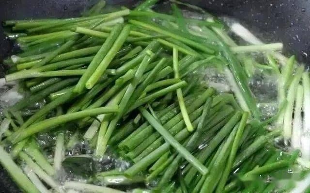 翻炒均匀|吃一斤它，相当于吃2斤羊肉，3斤猪肉，22元一斤，人人都能吃得起