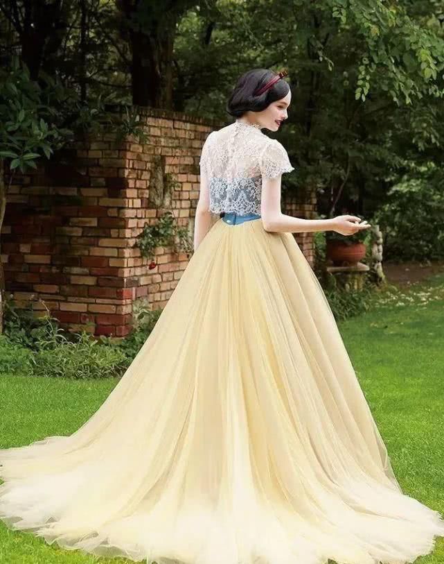 把冰雪奇缘做成婚纱这些迪士尼公主穿的婚纱裙也太好看了