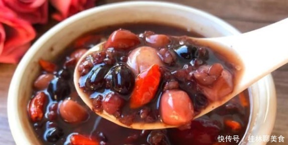 桂圆|天热,多给家人煮这碗汤,比羊肉汤还滋补,比绿豆汤还清热解暑!