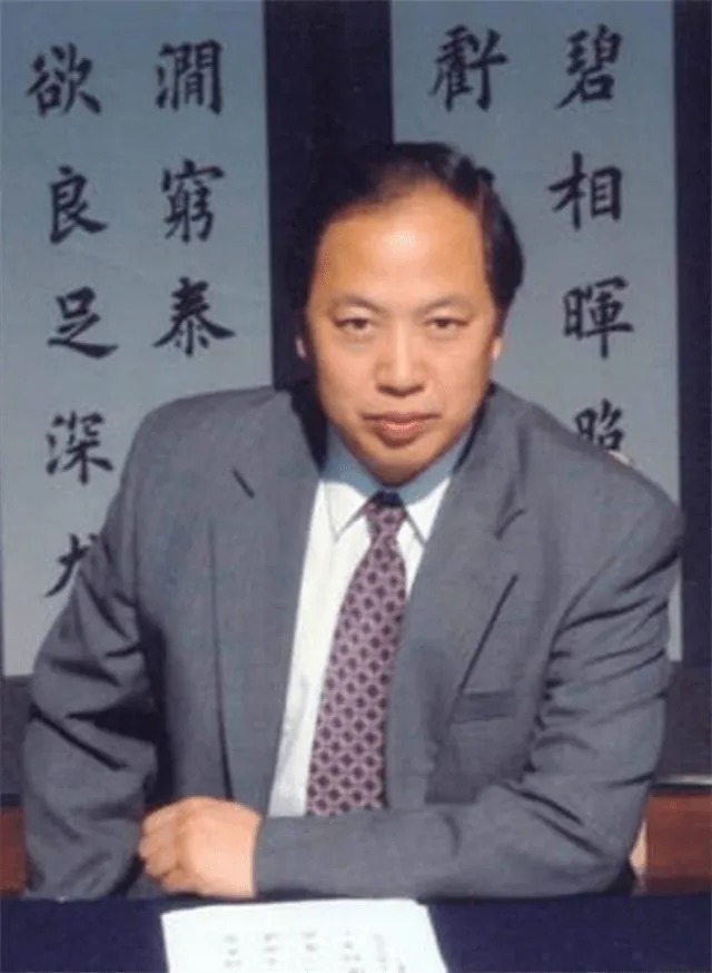 书法|被誉为“当代楷圣”的田英章谁也不服,就服这位大他近50岁的“民国才女”!