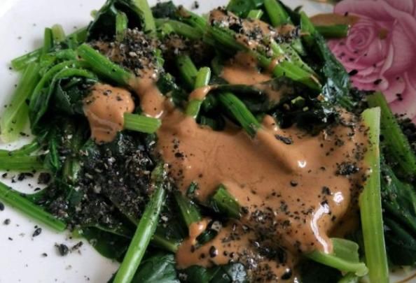 比钙片还补钙的4道家常菜，老年人经常吃，助你轻松远离骨质疏松