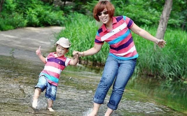 妈妈|决定孩子一生的,无关家庭贫富,而是母亲的这一点